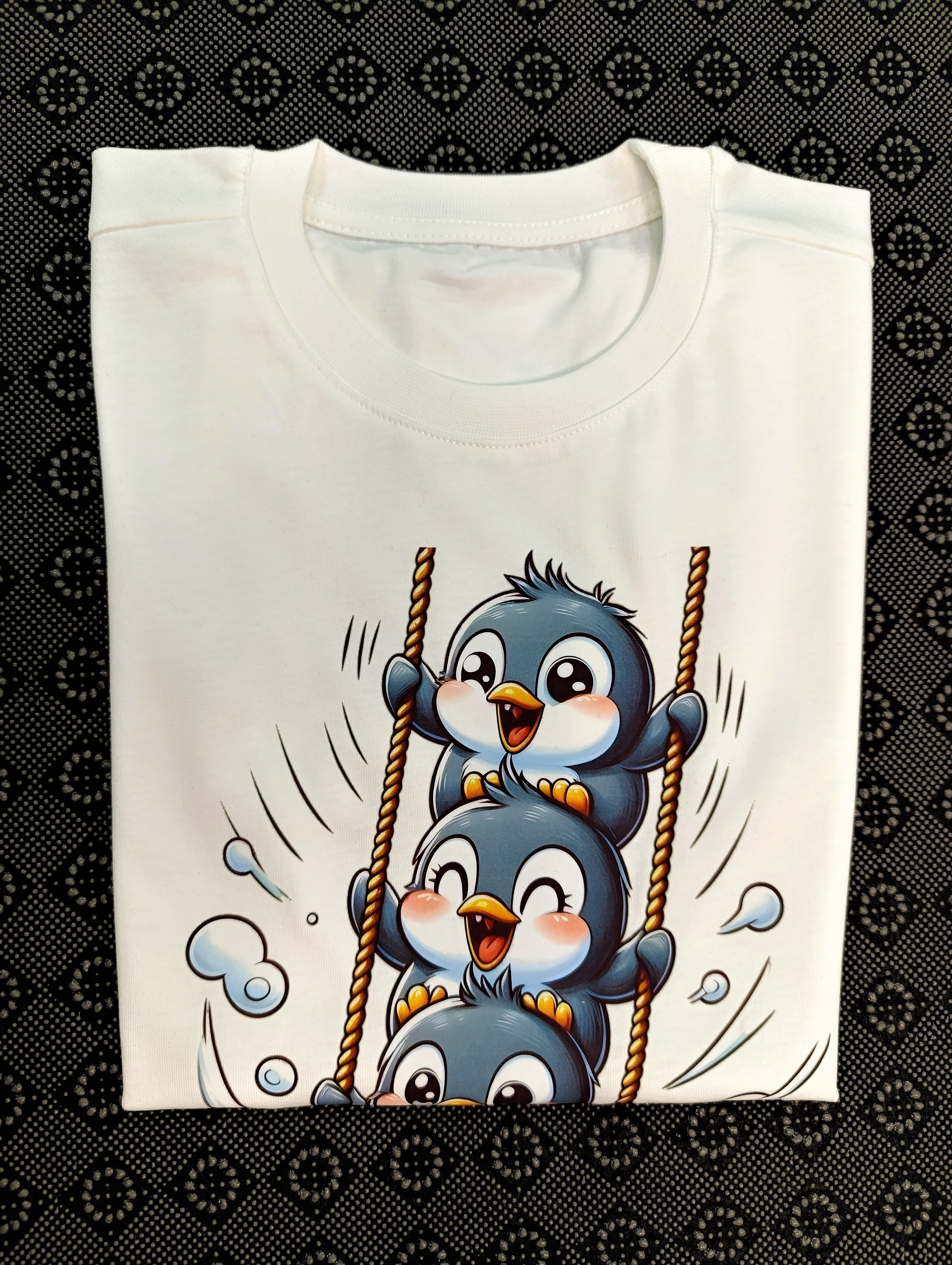 Pidal Afacan Penguenler Baskılı Pamuklu Unisex Çocuk Tişörtü